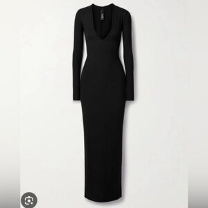 NWT SKIMS Soft Lounge Plunge Long Dress